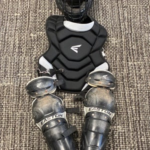 Youth Easton Black Magic 2.0 Catcher's Set (Used)