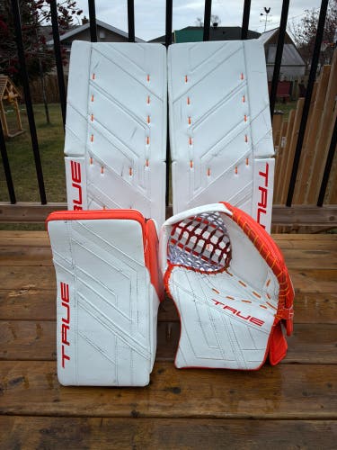 33" True HZRDUS PX4 Regular Goalie Full Set (Used)