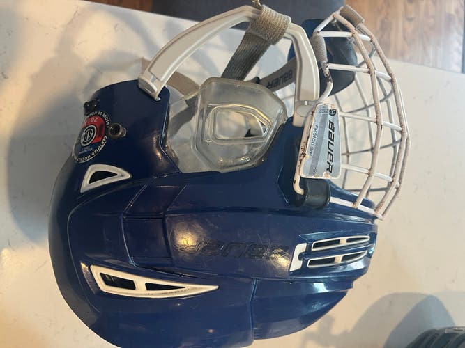 Small Bauer Re-Akt 100 Helmet (Used)