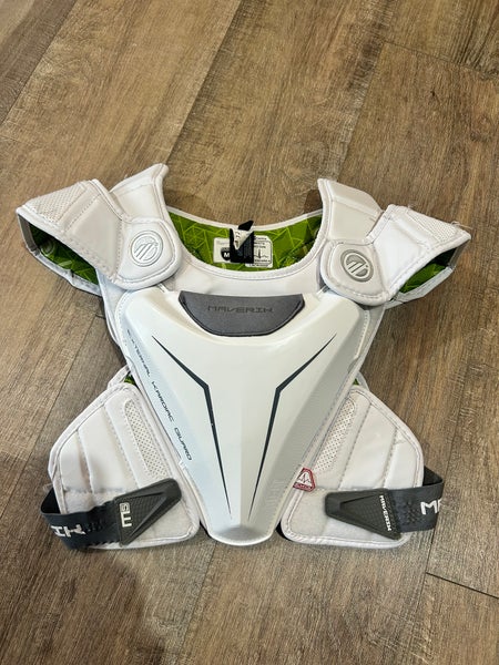 Maverik M5 Shoulder Pads Medium excellent condition, barely used