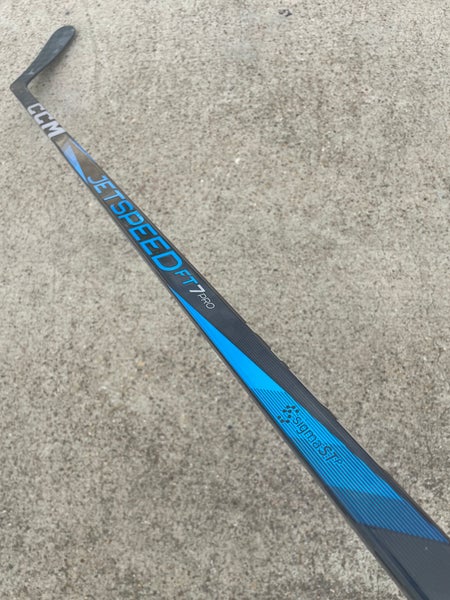 CCM JETSPEED FT7 PRO Pro Stock Hockey Stick Grip P90 100 Flex Right 4698