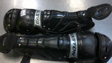 Used Easton ADULT Catchers Leg Guards Black Adult 11339-S000196494