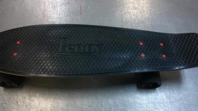 Used Penny AUSTRILA Complete Skateboard Black 7 1/2" 11339-S000196476