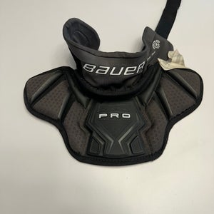 Bauer Pro Neck Guard- Junior