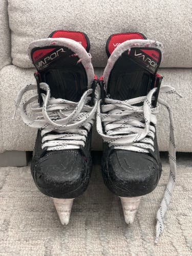 Bauer Vapor 3X Pro Hockey Skates Extra Wide Width Size 3 (Used)