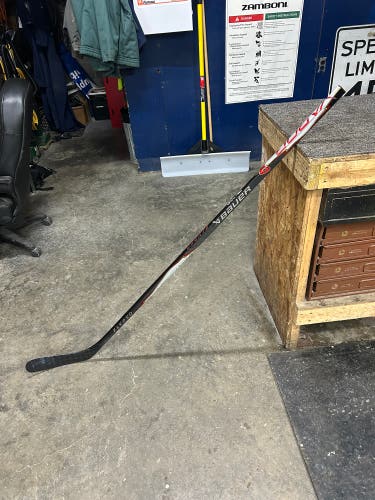 Senior Bauer FlyPro Right Handed Hockey Stick