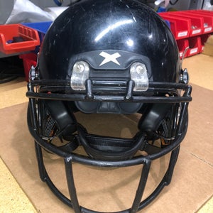 USED XENITH X2E+ YOUTH FOOTBALL HELMET - MEDIUM - BLACK