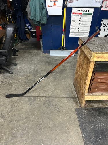 Senior CCM JetSpeed FT8 Pro Right Handed Hockey Stick