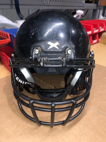 USED XENITH X2E+ YOUTH FOOTBALL HELMET - LARGE - BLACK