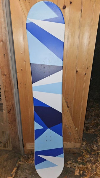 Brand-free promotional snowboard