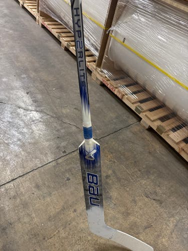 Bauer Hyperlite 2 Regular Goalie Stick 23" Paddle (Used)