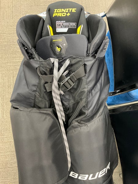 Senior Medium Bauer Supreme Ignite Pro Hockey Pants (New)