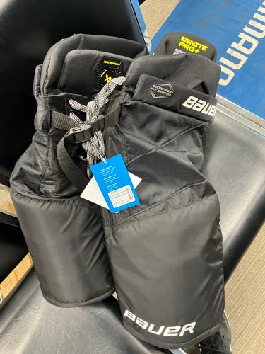Intermediate Medium Bauer Supreme Ignite Pro + Hockey Pants (New)