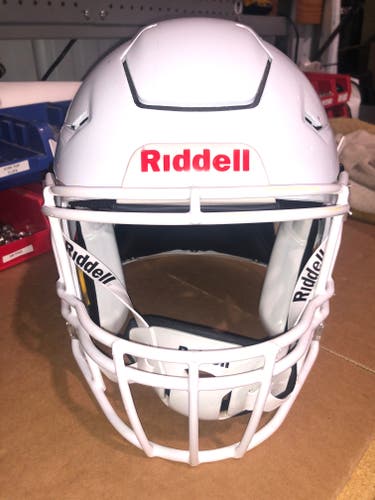 USED RIDDELL FLEX ADULT HELMET - LARGE - METALLIC WHIITE