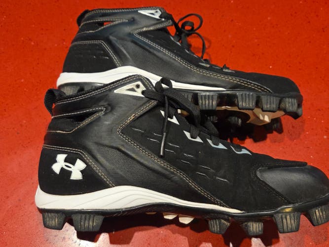Men's Size M 6.5 (W 7.5) Youth Under Armour High Top Molded Cleats; Black (Used)