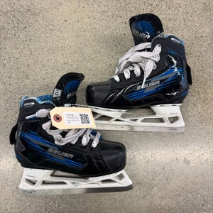 Youth Bauer GSX Hockey Goalie Skates Regular Width 12 (Used)