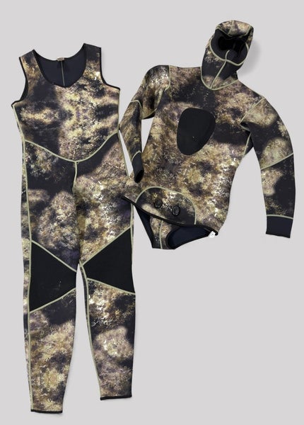 Sbart Men's 3mm 2 Piece Bevertail Camo Wetsuit Size M