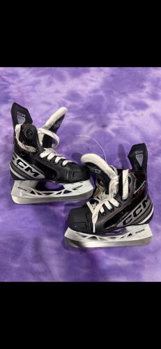 Youth CCM Jetspeed FT680 Hockey Skates Regular Width 10 (Used)