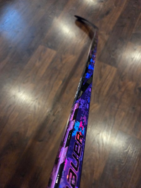 Junior Bauer Twitch Right Handed Hockey Stick P92 30 Flex (Used)