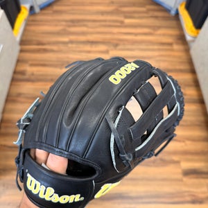 Wilson A2000 RH Infield Baseball Glove 12" DW5 (New)
