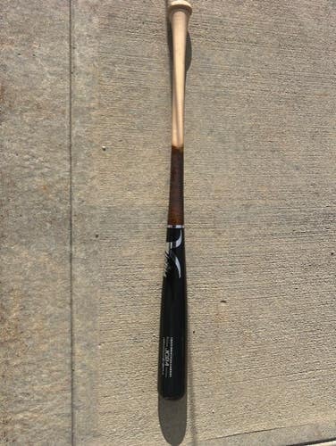 Victus Pro Reserve JC24 Maple Bat (-3) 32" (Used)