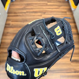 Wilson A2000 RH Infield Baseball Glove 11.75" 1975 (New)