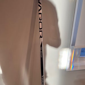 Senior Bauer Vapor X3 Right Handed Hockey Stick P28 87 Flex (Used)