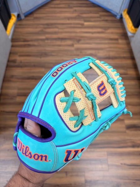 Wilson A2000 RH Infield Baseball Glove 11.5" 1786 (New)