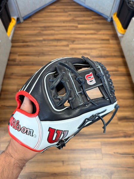 Wilson A2000 RH Infield Baseball Glove 11.75" 1975 (New)