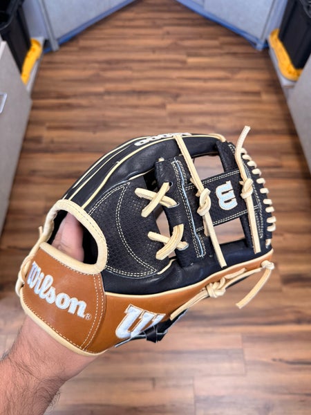 Wilson A2000 RH Infield Baseball Glove 11.75" 1787SC (New)