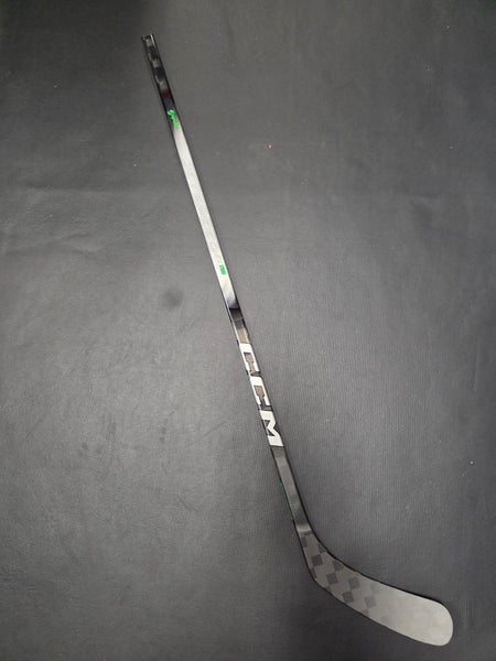 New Youth CCM Jetspeed Performance left Handed Hockey Stick P29 20 Flex