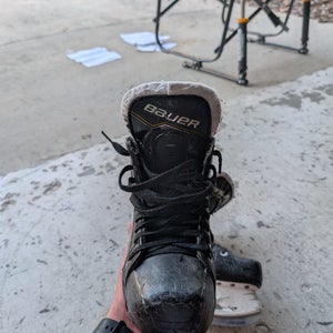 2020 Bauer Supreme M30 Hockey Skates Wide Width 6 (Used)
