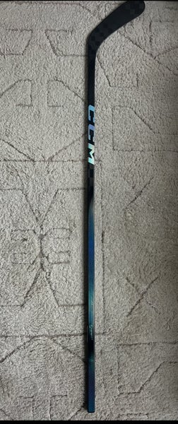 Senior CCM JetSpeed FT8 Pro Right Handed Hockey Stick P29 75 Flex (New)
