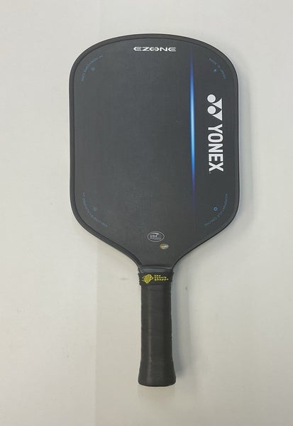 Used Yonex Ezone 8.1 oz Pickleball Paddle