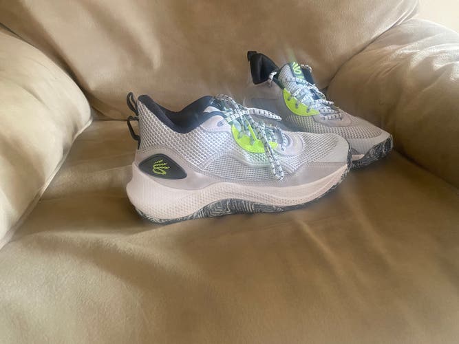 Men's Size M 7.5 (W 8.5) Under Armour Curry 7 Shoes (Used)