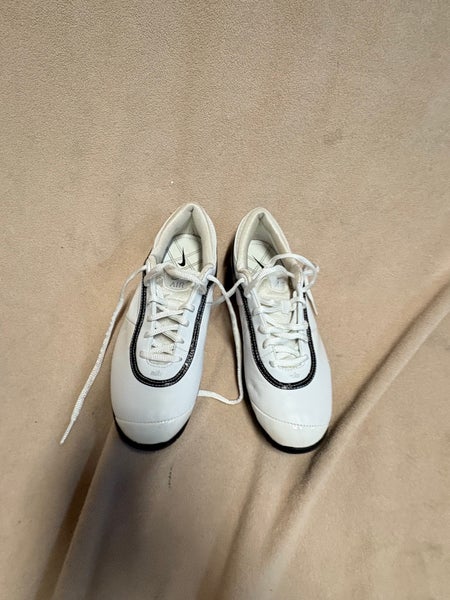 Size W 6.5 Nike Golf Shoes (Used)