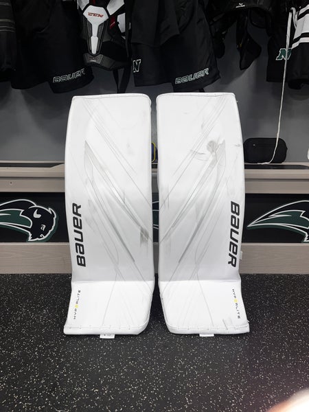 Medium Bauer Hyperlite 2 Goalie Leg Pads (Used Twice)
