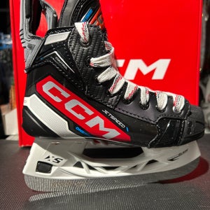 CCM JetSpeed Control (SMU) Hockey Skates Regular Width Size 2 (New)