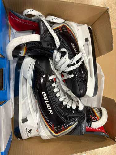 Bauer Vapor FLYPRO Hockey Skates Regular Width (Used)