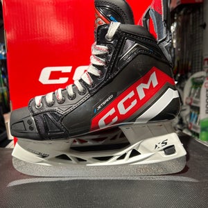 CCM JetSpeed Control (SMU) Hockey Skates Regular Width 8 (New)