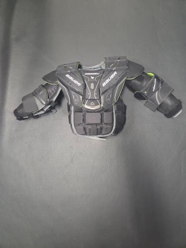 Brand New Youth Small/Medium Bauer Prodigy Goalie Chest Protector