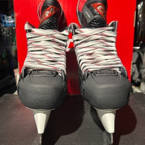 CCM JetSpeed Control (SMU) Hockey Skates Regular Width 10 (New)