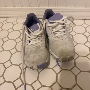 Kid's Size girls 2.5 Adidas Golf Shoes (Used)
