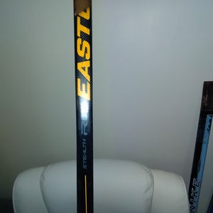 Easton Stealth RS Right Handed Hockey Stick PM9 65 Flex INT