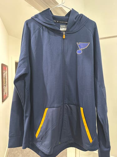 Blue Men's Fanatics St. Louis Blues XL Sweatshirt (Used)