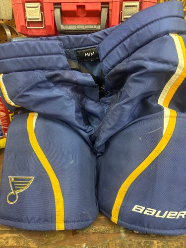 Senior Medium Bauer Lowers Pro Stock (Used)