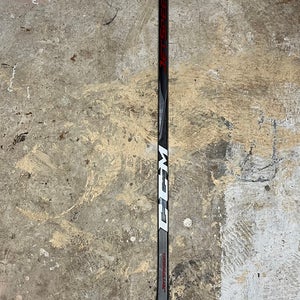 Intermediate CCM JetSpeed Pro Right Handed Hockey Stick P29 65 Flex (Used)
