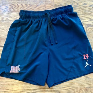 Black Large Adult Unisex Jordan Shorts (Used)
