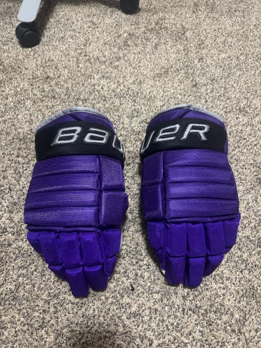 NAHL Bauer Pro Series Gloves 14" Pro Stock (like new)