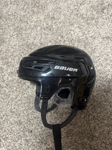 Like New Medium Bauer Re-Akt 150 Helmet Pro Stock (Used)